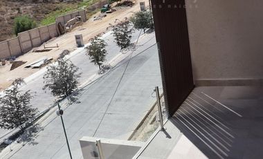 A estrenar casa en Calacoaya, Atizapán