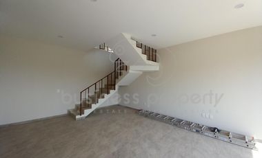 A estrenar casa en Calacoaya, Atizapán