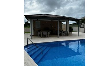 APARTAMENTO AMOBLADO EN ALQUILER MADEIRA PANAM PACIFICO