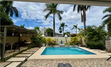 Venta de Casa en PH Costa Bella, Costa del Este