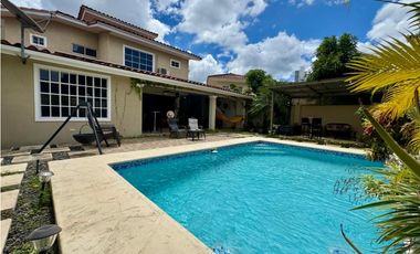 Venta de Casa en PH Costa Bella, Costa del Este
