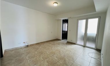 Alquilo apartamento en Panama Pacifico, 2 recamaras, Tucán Country.