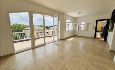 Alquilo apartamento en Panama Pacifico, 2 recamaras, Tucán Country.