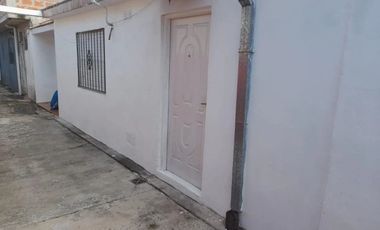 VENTA PH 3 AMBIENTES COCHERA Y PATIO LANUS