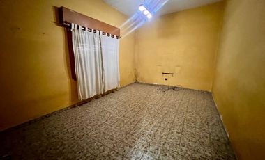 VENTA  CASA EN EZEIZA 3 AMB APTA CREDITO