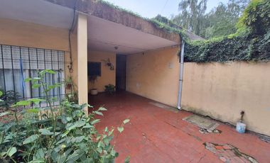 CASA VENTA 3 AMBIENTES CON COCHERA BURZACO
