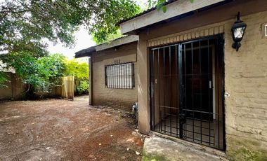 CASA 4 AMBIENTES EN VENTA CLAYPOLE APTO CREDITO.