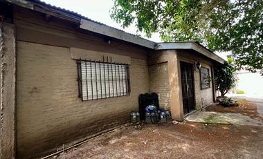 CASA 4 AMBIENTES EN VENTA CLAYPOLE APTO CREDITO.
