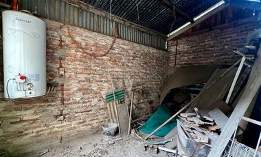 CASA 4 AMBIENTES EN VENTA CLAYPOLE APTO CREDITO.