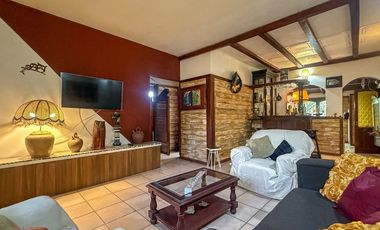 Venta casa 3 amb + departamento 2 amb Santa Clara