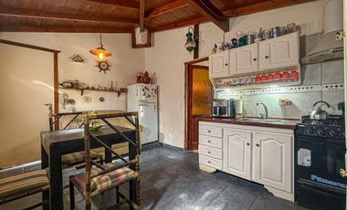 Venta casa 3 amb + departamento 2 amb Santa Clara