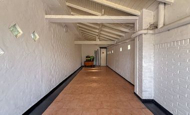 Venta casa 3 amb + departamento 2 amb Santa Clara