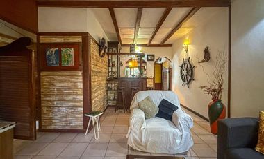 Venta casa 3 amb + departamento 2 amb Santa Clara