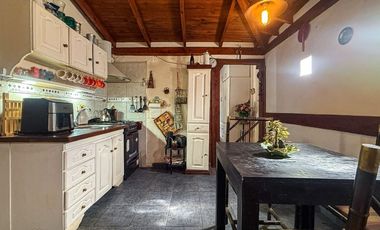 Venta casa 3 amb + departamento 2 amb Santa Clara