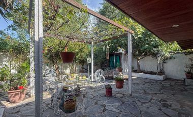 Venta casa 3 amb + departamento 2 amb Santa Clara