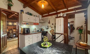 Venta casa 3 amb + departamento 2 amb Santa Clara