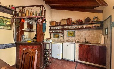 Venta casa 3 amb + departamento 2 amb Santa Clara