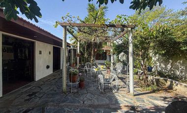 Venta casa 3 amb + departamento 2 amb Santa Clara