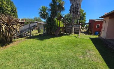 VENTA CASA QUINTA C/PILETA APTO CREDITO LAG LOBOS