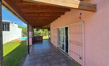 VENTA CASA QUINTA C/PILETA APTO CREDITO LAG LOBOS