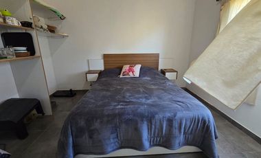 VENTA CASA QUINTA C/PILETA APTO CREDITO LAG LOBOS