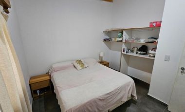 VENTA CASA QUINTA C/PILETA APTO CREDITO LAG LOBOS