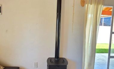 VENTA CASA QUINTA C/PILETA APTO CREDITO LAG LOBOS