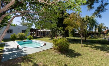 VENTA CASA A TERMINAR - BARRIO LAS TARDES ROLDAN.