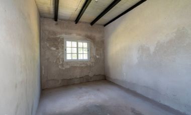 VENTA CASA A TERMINAR - BARRIO LAS TARDES ROLDAN.