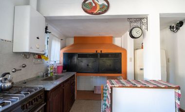 CASA QUINTA EN VENTA 3 DORMITORIOS  LA RIBERA