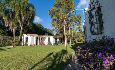 CASA QUINTA EN VENTA 3 DORMITORIOS  LA RIBERA