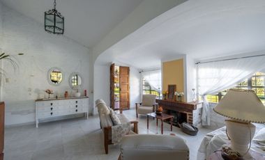 CASA QUINTA EN VENTA 3 DORMITORIOS  LA RIBERA