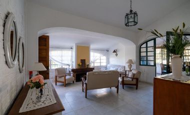 CASA QUINTA EN VENTA 3 DORMITORIOS  LA RIBERA