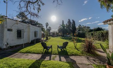 CASA QUINTA EN VENTA 3 DORMITORIOS  LA RIBERA
