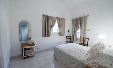 CASA QUINTA EN VENTA 3 DORMITORIOS  LA RIBERA