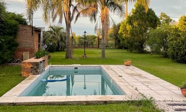 CASA QUINTA EN MIRADOR DE LOS PADRES