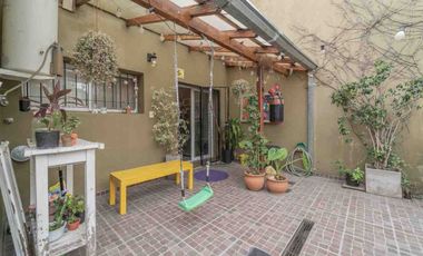 VENTA CASA 4 AMBIENTES C QUINCHO VILLA ADELINA