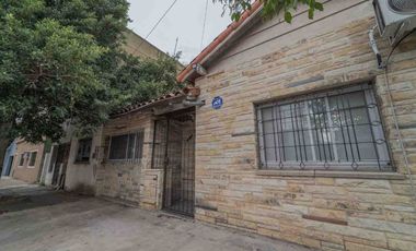 VENTA CASA 4 AMBIENTES C QUINCHO VILLA ADELINA