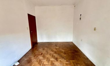 CASA EN VENTA EN GONNET