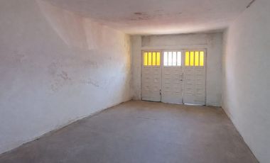 Venta casa 2 dormitorios cochera local comercial