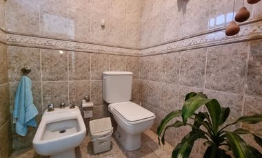 Venta Casa 4/5 dormitorios y piscina en Guadalupe