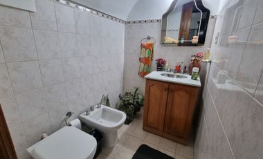 Venta Casa 4/5 dormitorios y piscina en Guadalupe