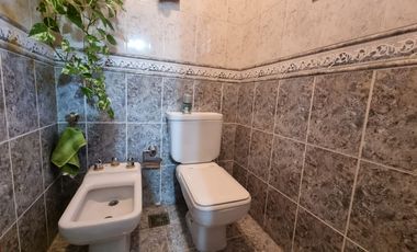 Venta Casa 4/5 dormitorios y piscina en Guadalupe