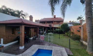 Venta Casa 4/5 dormitorios y piscina en Guadalupe