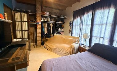 VENTA CASA 7 AMB CON COCH  LOTE PROP VILLA ADELINA