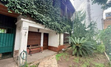 VENTA CASA 7 AMB CON COCH  LOTE PROP VILLA ADELINA