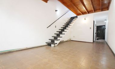 DEPARTAMENTO DUPLEX 3 AMB VENTA COCHERA FINANCIA