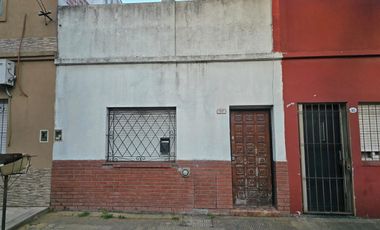 CASA 3 AMB A RECICLAR - PATIO Y TERRAZA
