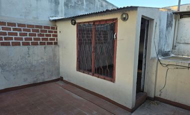 CASA 3 AMB A RECICLAR - PATIO Y TERRAZA