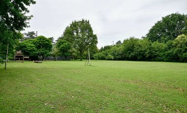 Casa quinta c/ pileta cancha futbol parquizada
